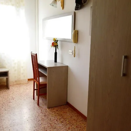 New Cirene For 4 People Half *